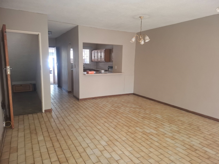 To Let 2 Bedroom Property for Rent in Kroonheuwel Free State